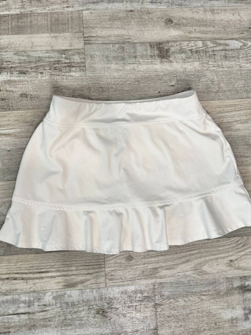 Tommy Bahama Golf white skort athletic ruffle hem flounce size large J34